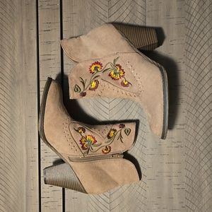 MIA Melrose Tan Embroidered Booties